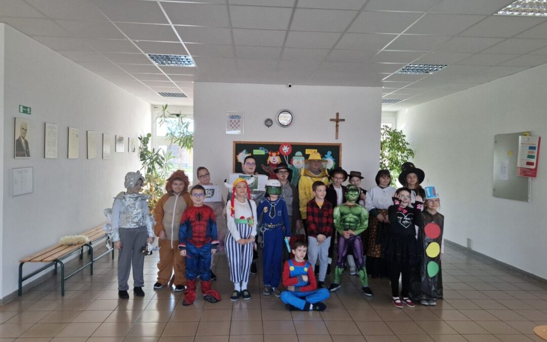 Kad maska vlada, to je pokladna parada!